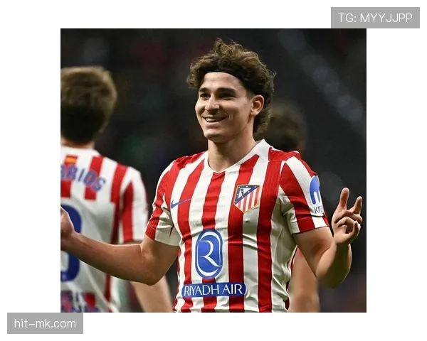 阿尔瓦雷斯买菜拎着天价手表出门，这反差我笑出了声